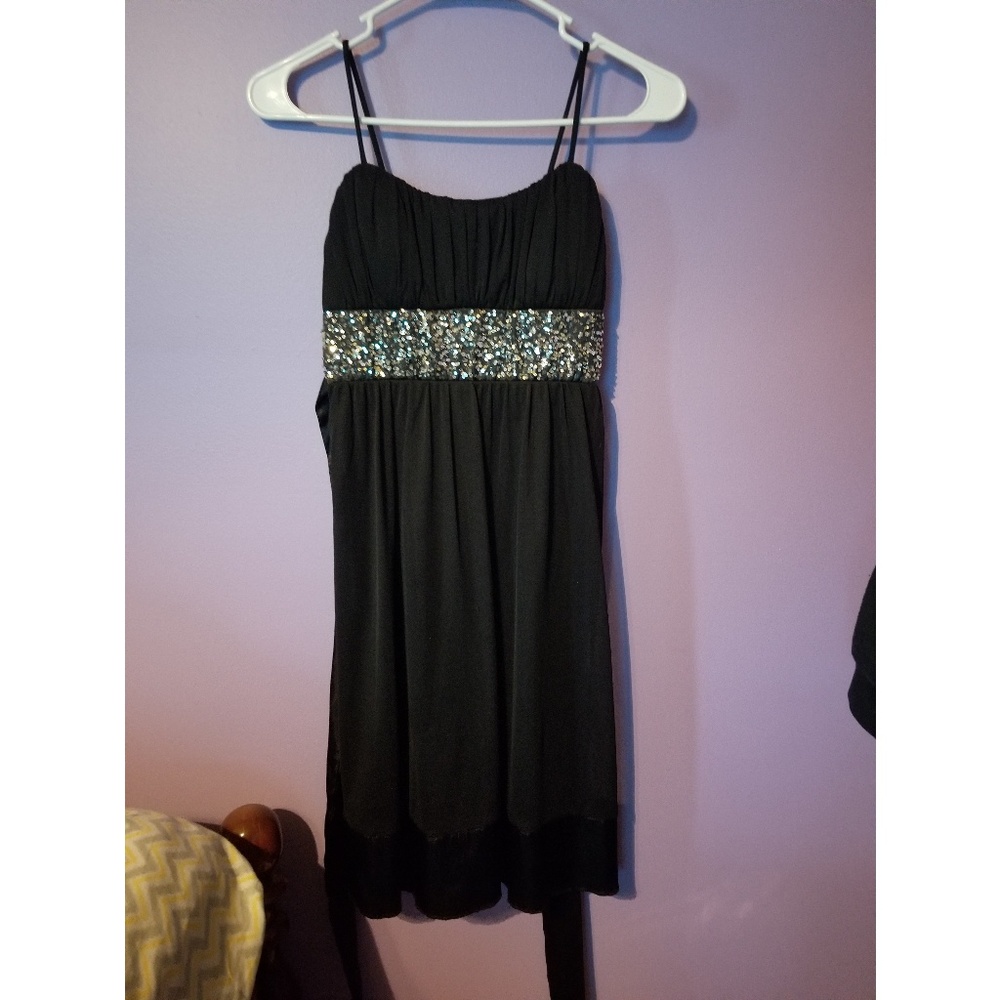 City triangles black cocktail dress